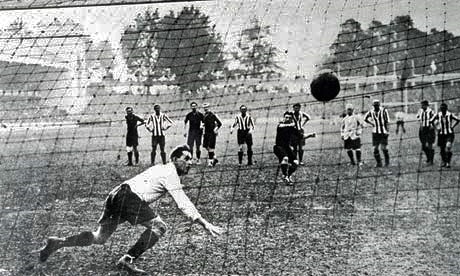 1920 Olympic football final Belgium v Czechoslovakia penalty Coppée