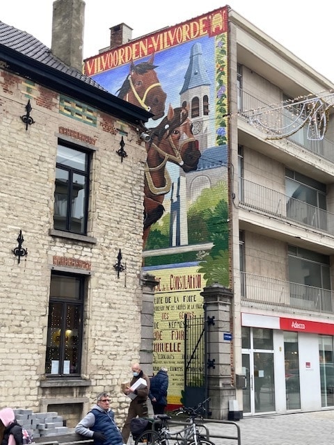 A mural celebrates Vilvoordes annual horse fair