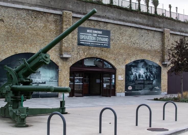 Devanture du musée de lopération Dynamo