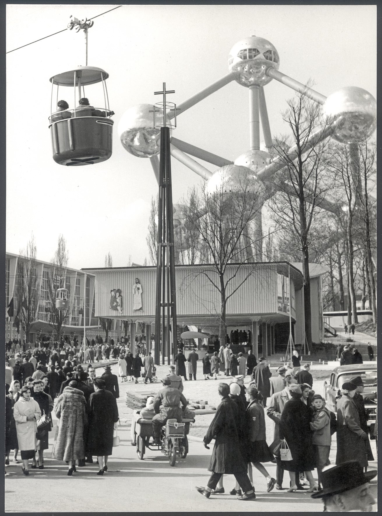 Ev Pavillon auf der EXPO in Brüssel 27751784452