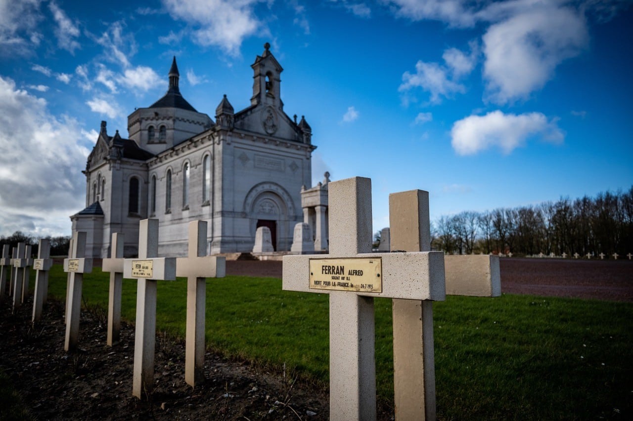 Gros plan sur croix chapelle