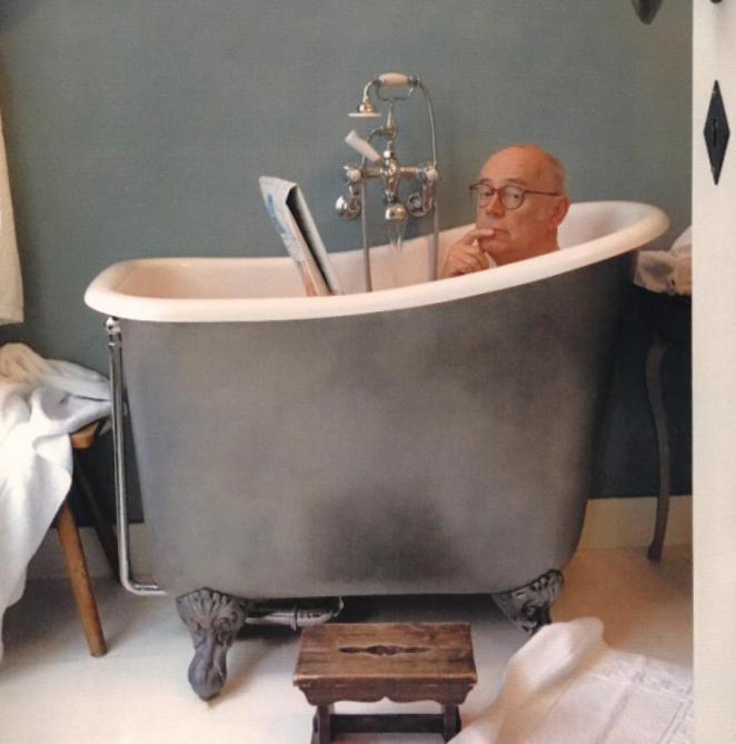 Jacques de Decker dans son baignoire rechten Cl Ritter