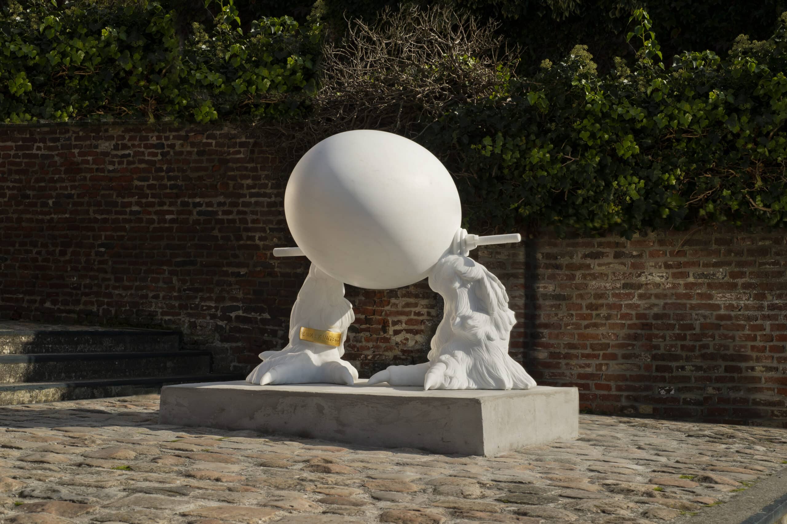 Koen Vanmechelen The Walking Egg Img13000