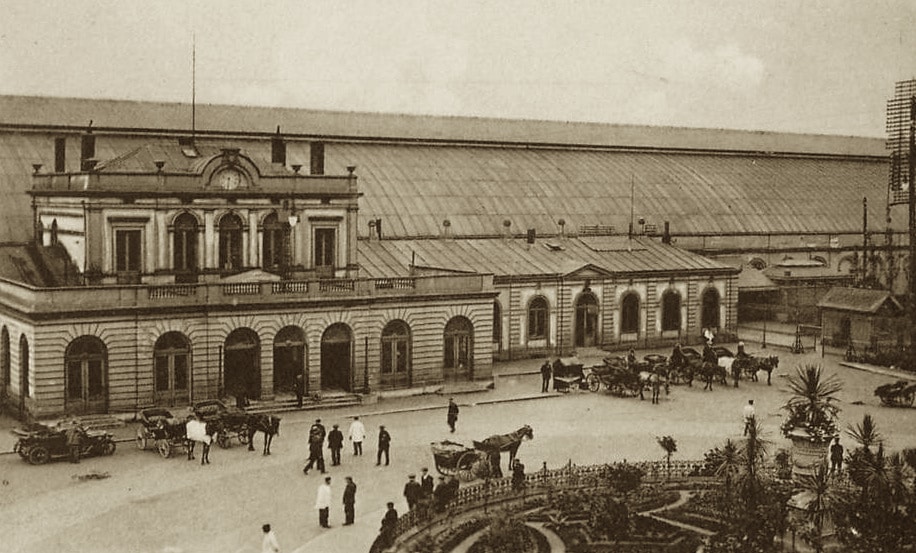 La gare de Courtrai vers la fin du 19ème siècle wikipedia