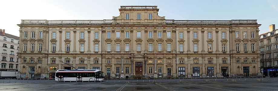 Lyon façade du musée des beaux arts 01