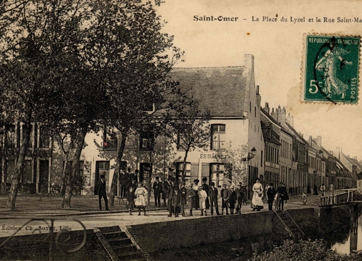 Saint Omer place du Lyzel c wiki pas de calais