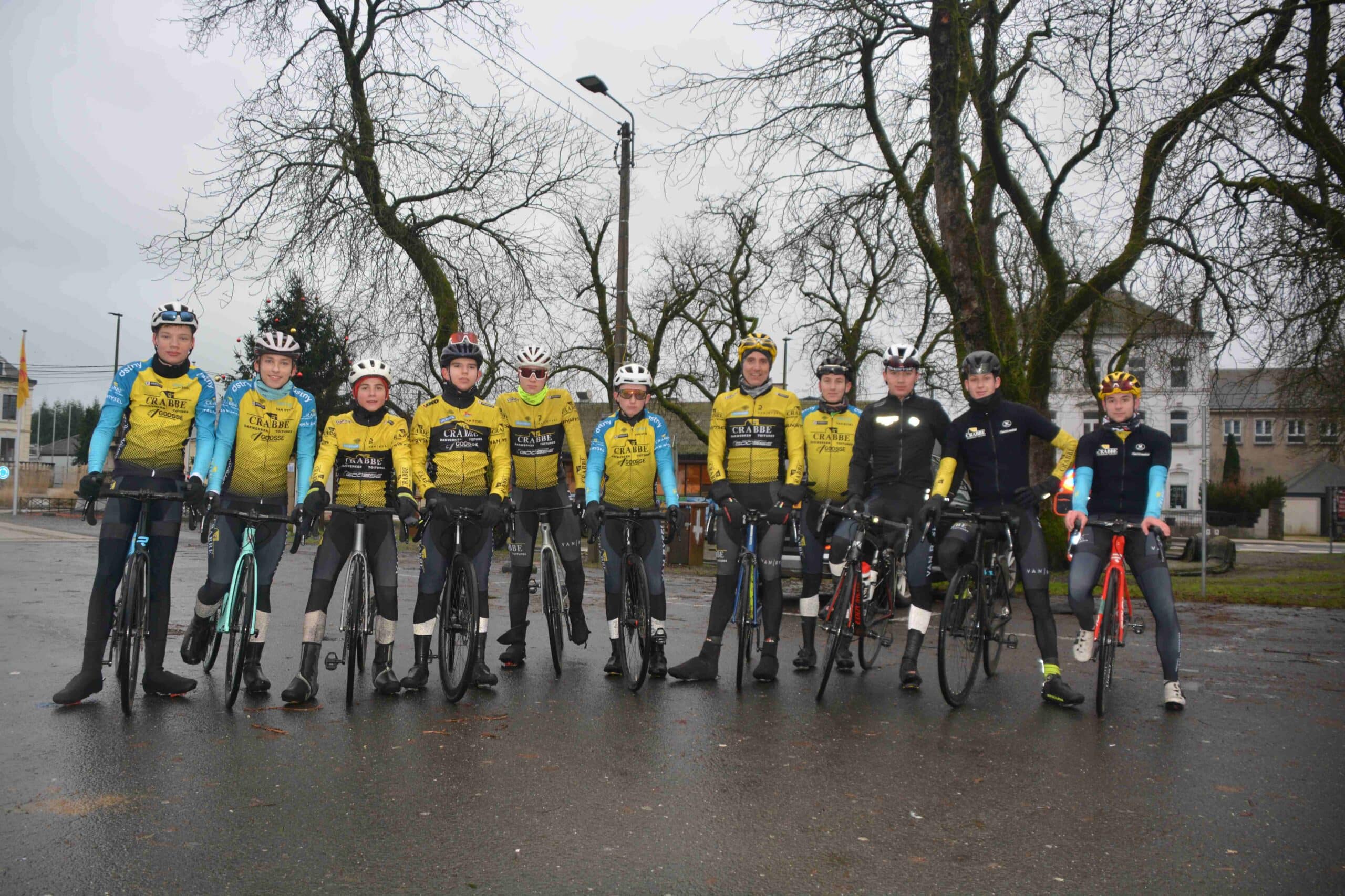 Wall 2 Cyclistes Jeunes Crabbe Dstny