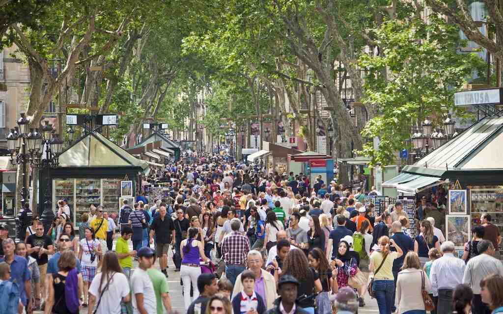 Barcelona tourists