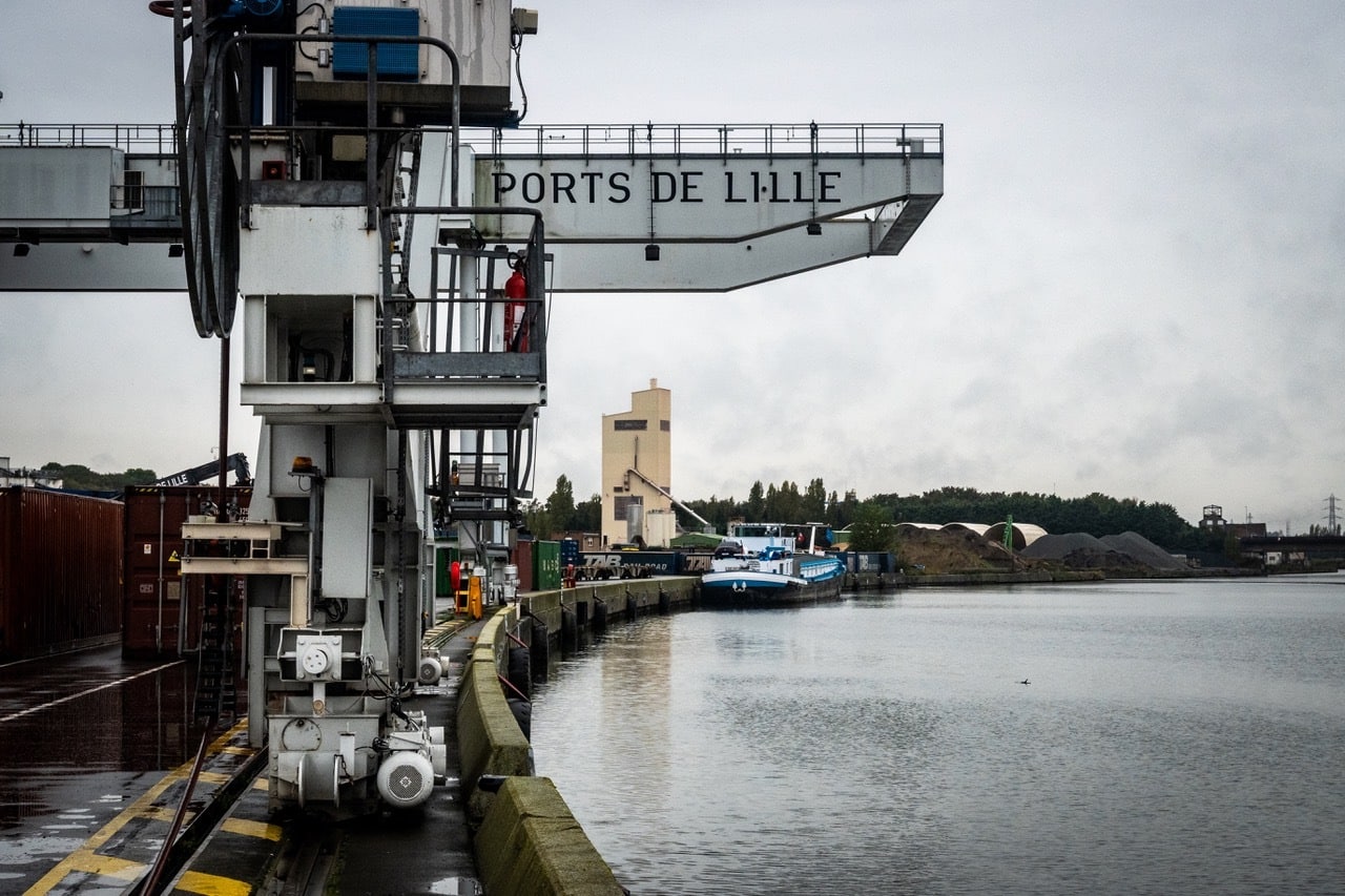 Portdelille grue vue de côté c Montard